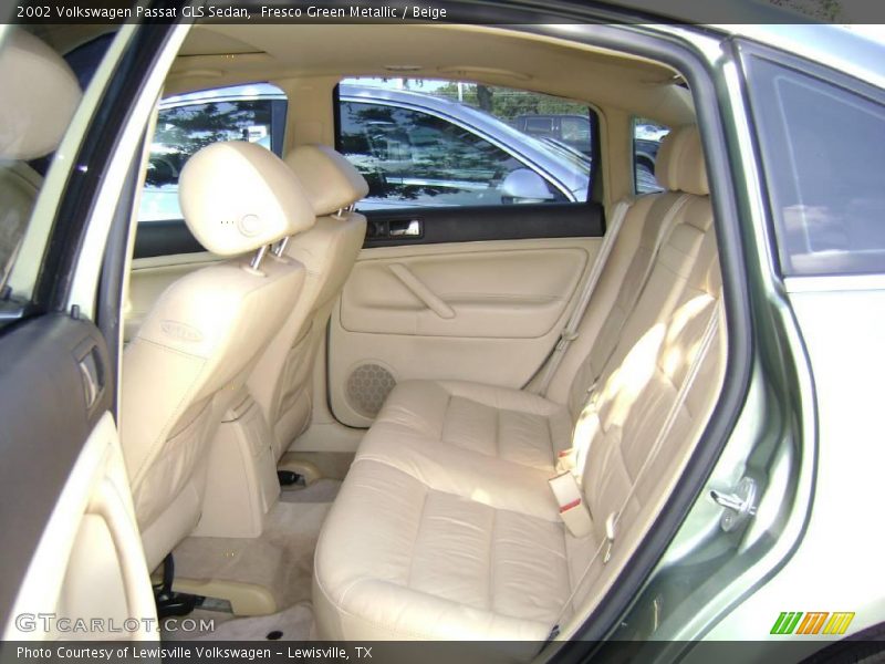 Fresco Green Metallic / Beige 2002 Volkswagen Passat GLS Sedan