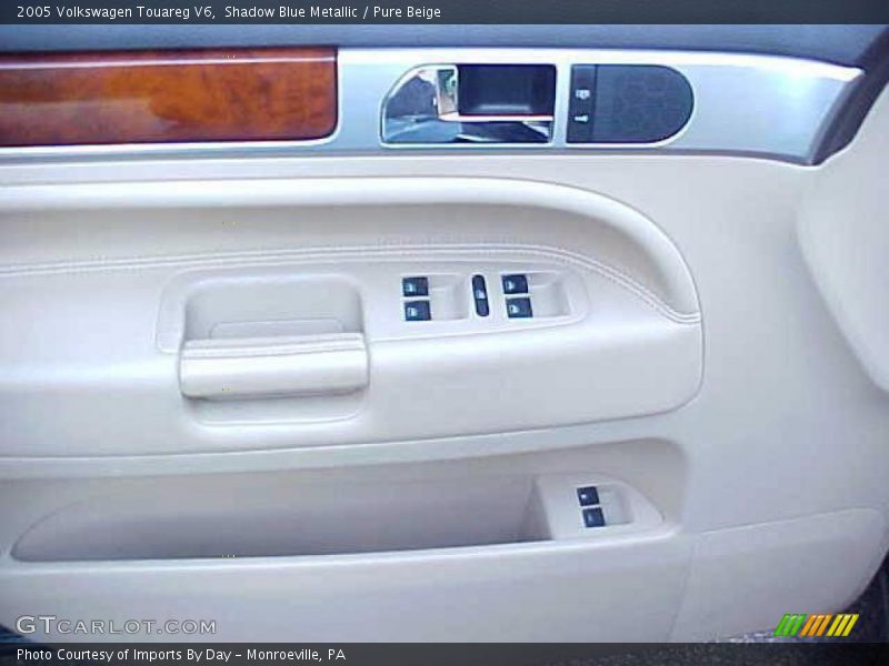 Shadow Blue Metallic / Pure Beige 2005 Volkswagen Touareg V6