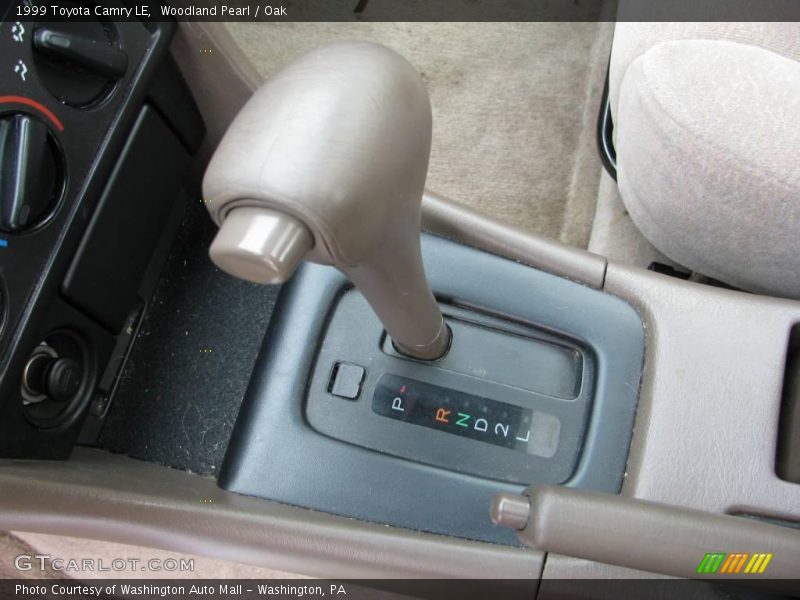 Woodland Pearl / Oak 1999 Toyota Camry LE