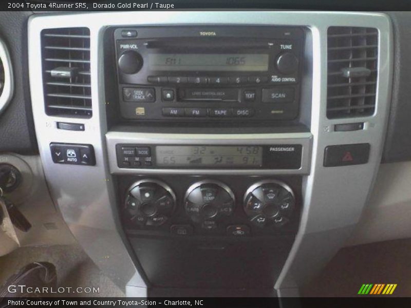 Dorado Gold Pearl / Taupe 2004 Toyota 4Runner SR5