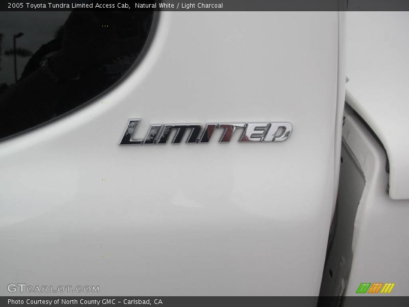 Natural White / Light Charcoal 2005 Toyota Tundra Limited Access Cab