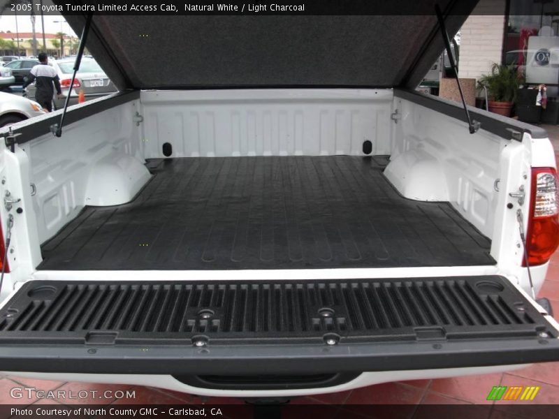 Natural White / Light Charcoal 2005 Toyota Tundra Limited Access Cab