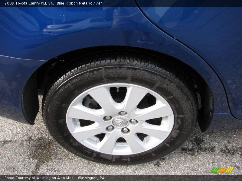 Blue Ribbon Metallic / Ash 2009 Toyota Camry XLE V6