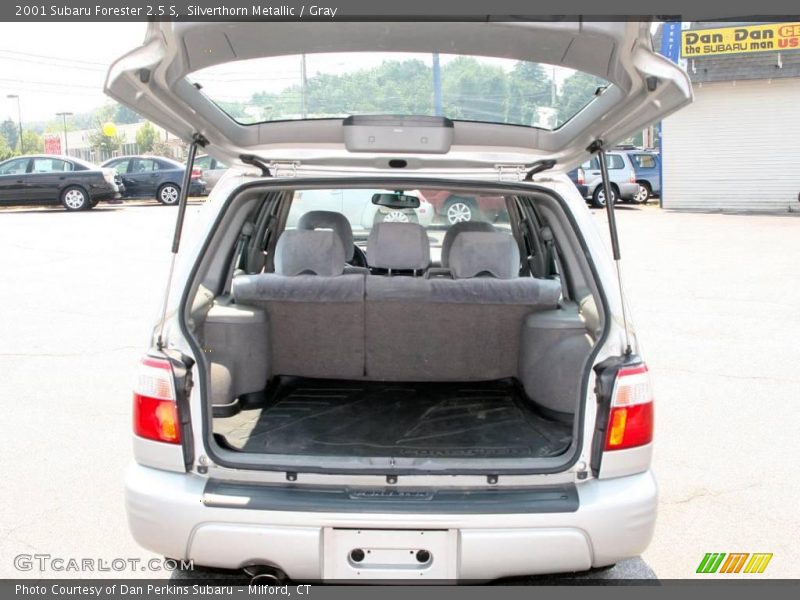 Silverthorn Metallic / Gray 2001 Subaru Forester 2.5 S