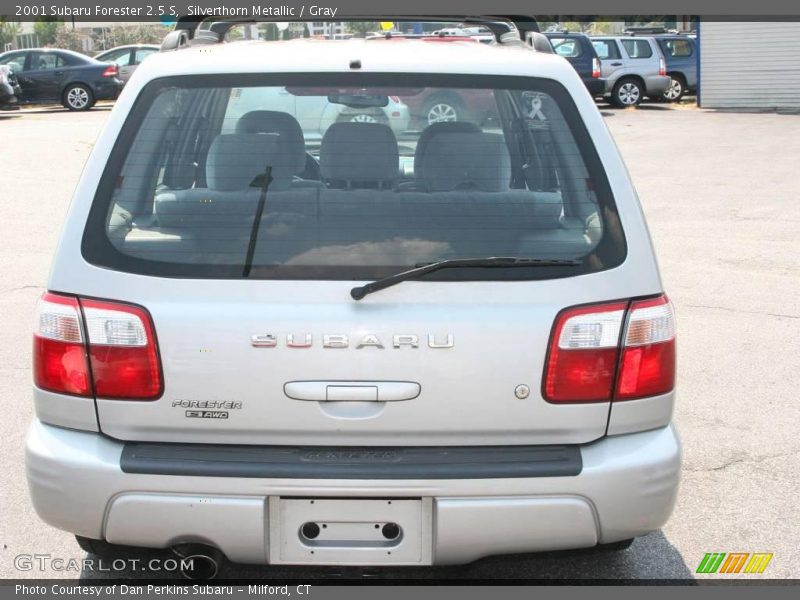 Silverthorn Metallic / Gray 2001 Subaru Forester 2.5 S