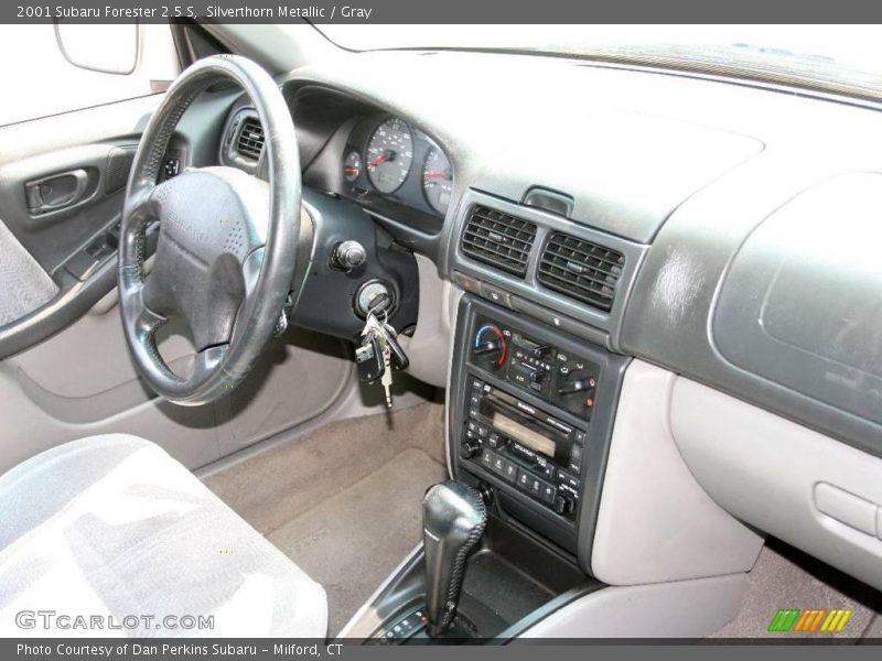 Silverthorn Metallic / Gray 2001 Subaru Forester 2.5 S