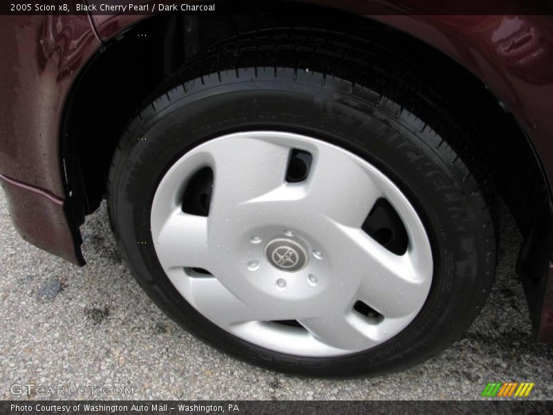 Black Cherry Pearl / Dark Charcoal 2005 Scion xB