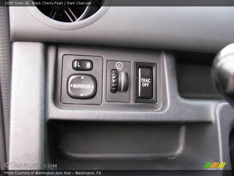 Black Cherry Pearl / Dark Charcoal 2005 Scion xB