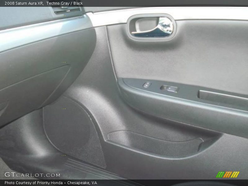 Techno Gray / Black 2008 Saturn Aura XR
