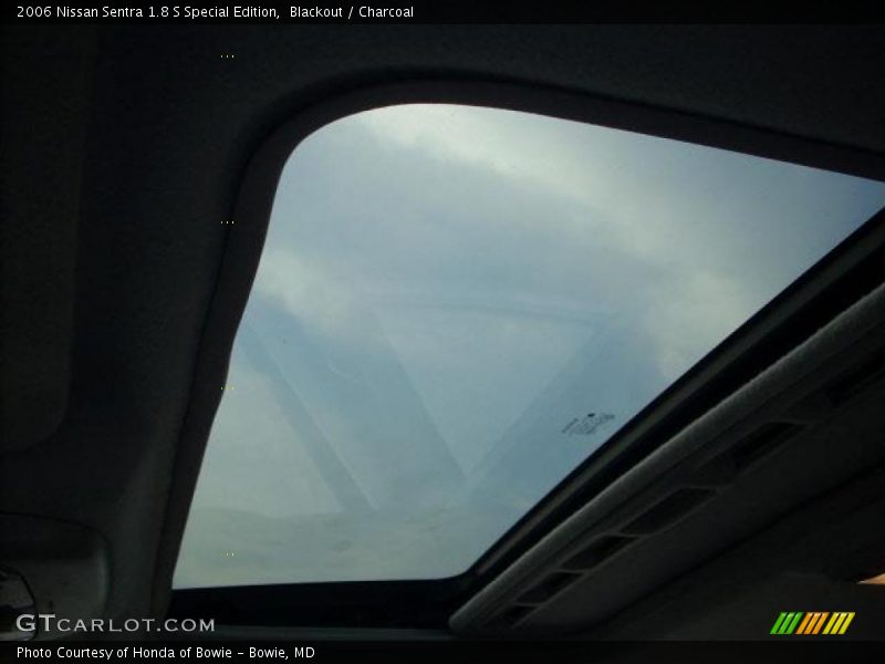 Blackout / Charcoal 2006 Nissan Sentra 1.8 S Special Edition