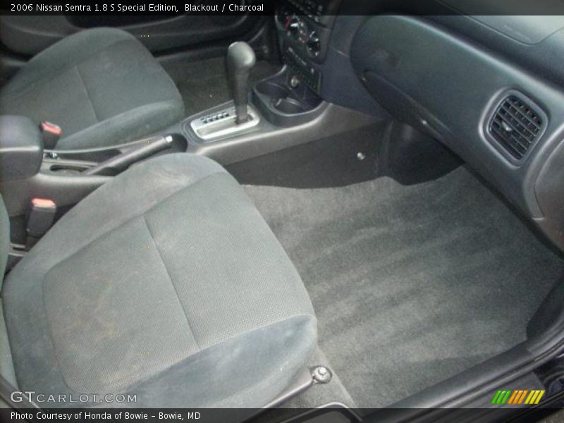 Blackout / Charcoal 2006 Nissan Sentra 1.8 S Special Edition