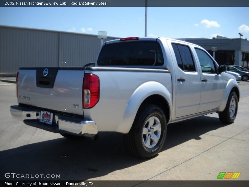 Radiant Silver / Steel 2009 Nissan Frontier SE Crew Cab