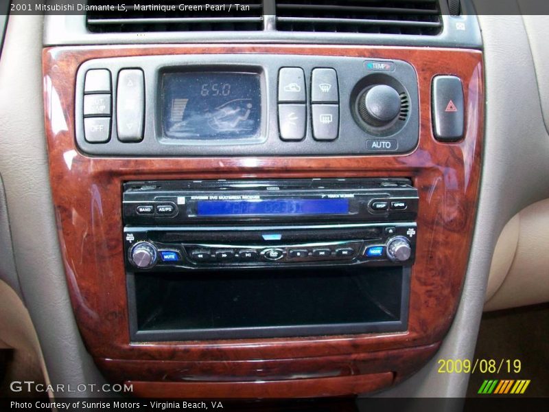 Martinique Green Pearl / Tan 2001 Mitsubishi Diamante LS