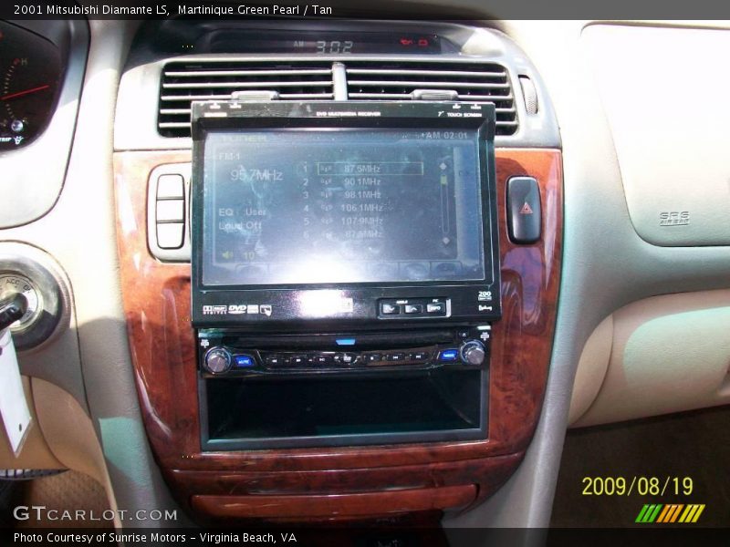 Martinique Green Pearl / Tan 2001 Mitsubishi Diamante LS