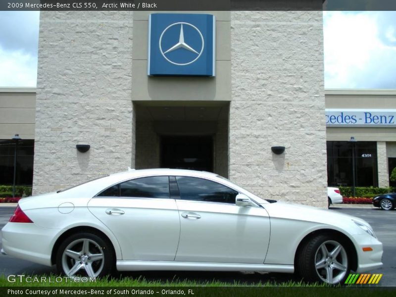 Arctic White / Black 2009 Mercedes-Benz CLS 550