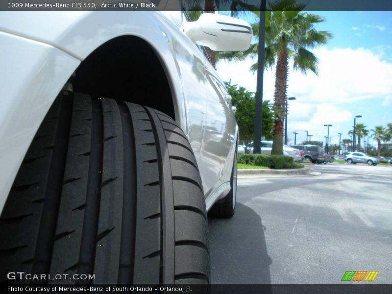 Arctic White / Black 2009 Mercedes-Benz CLS 550