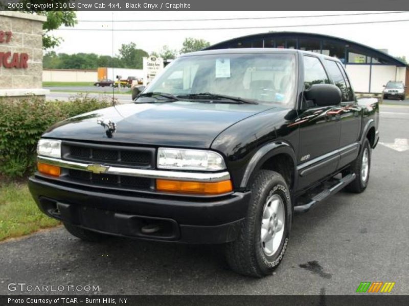 Black Onyx / Graphite 2003 Chevrolet S10 LS Crew Cab 4x4