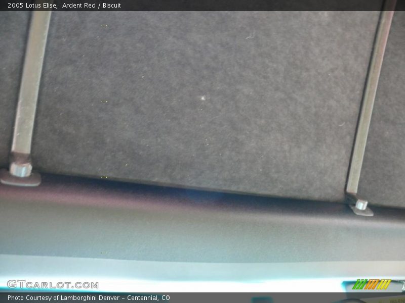 Ardent Red / Biscuit 2005 Lotus Elise