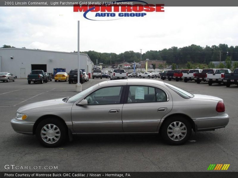 Light Parchment Gold Metallic / Light Parchment 2001 Lincoln Continental