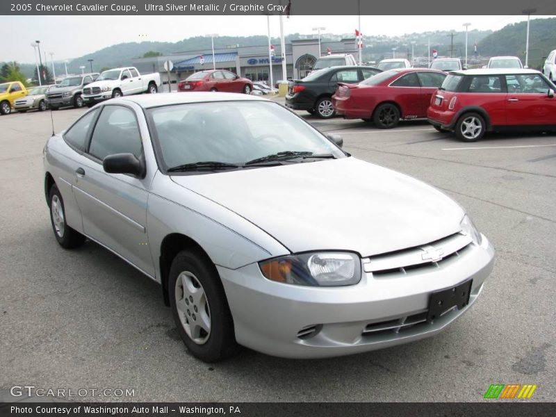 Ultra Silver Metallic / Graphite Gray 2005 Chevrolet Cavalier Coupe