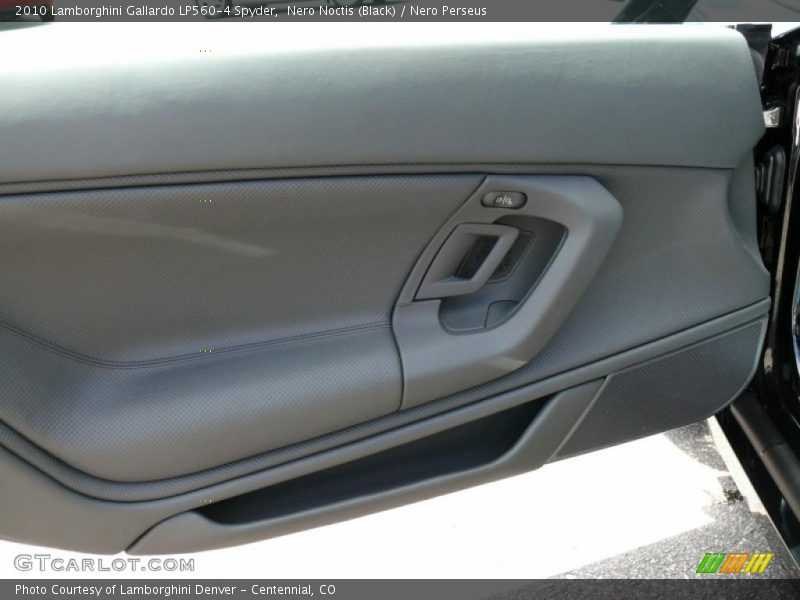  2010 Gallardo LP560-4 Spyder Nero Perseus Interior