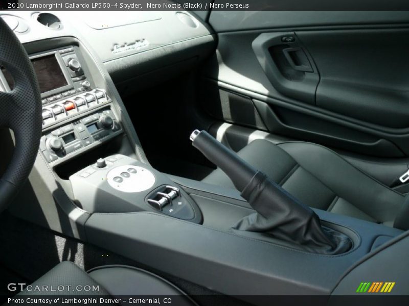  2010 Gallardo LP560-4 Spyder Nero Perseus Interior
