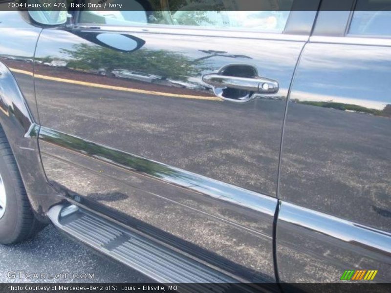 Black Onyx / Ivory 2004 Lexus GX 470