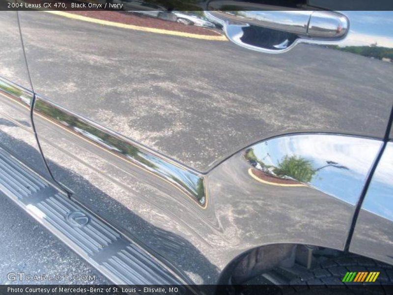 Black Onyx / Ivory 2004 Lexus GX 470