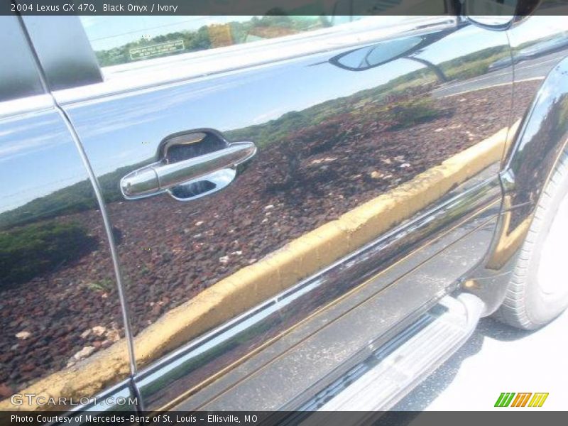 Black Onyx / Ivory 2004 Lexus GX 470