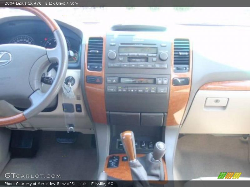 Black Onyx / Ivory 2004 Lexus GX 470