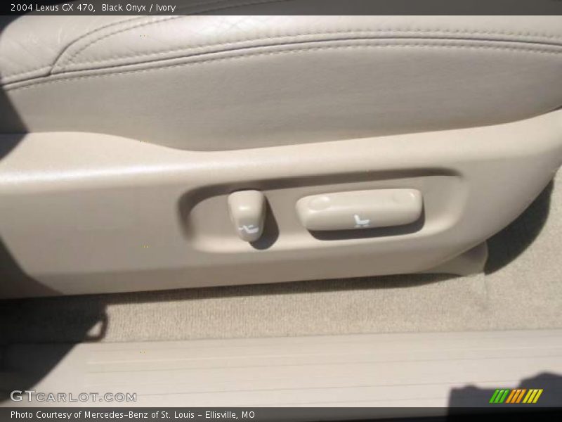 Black Onyx / Ivory 2004 Lexus GX 470