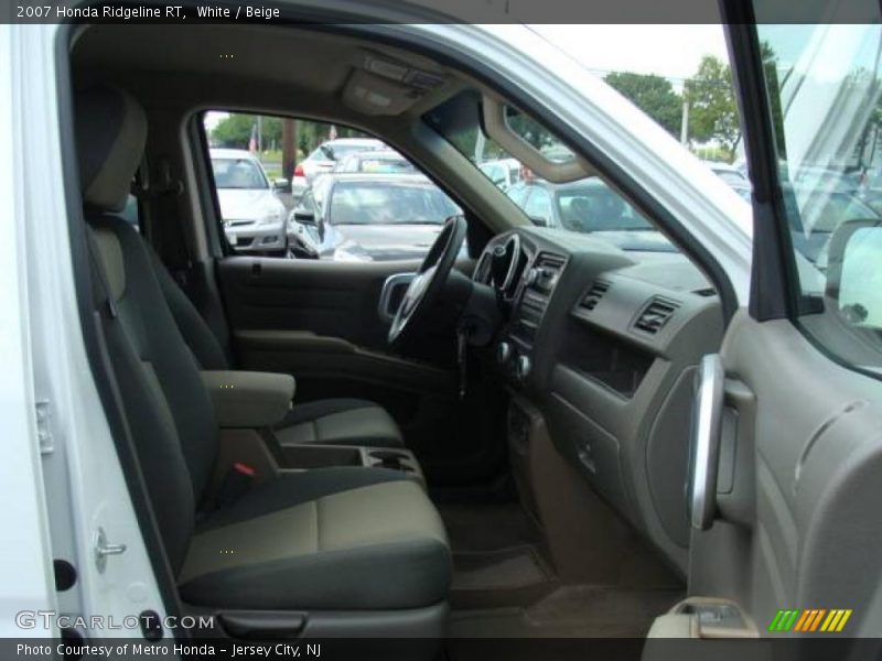 White / Beige 2007 Honda Ridgeline RT