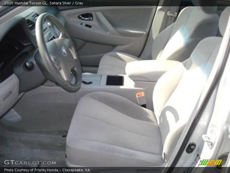 Sahara Silver / Gray 2005 Hyundai Tucson GL