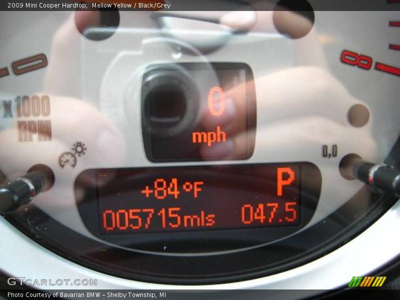 Mellow Yellow / Black/Grey 2009 Mini Cooper Hardtop