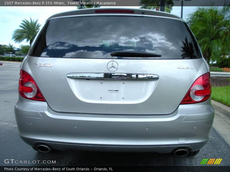 Pewter Metallic / Macadamia 2007 Mercedes-Benz R 350 4Matic