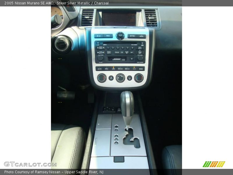 Sheer Silver Metallic / Charcoal 2005 Nissan Murano SE AWD