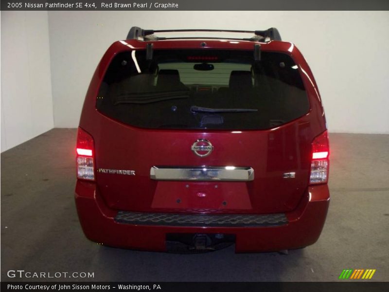 Red Brawn Pearl / Graphite 2005 Nissan Pathfinder SE 4x4