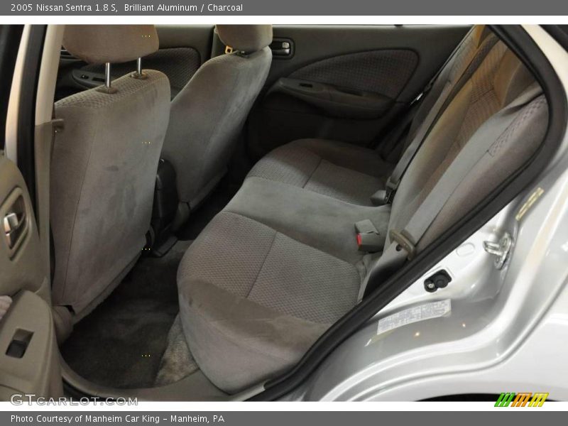 Brilliant Aluminum / Charcoal 2005 Nissan Sentra 1.8 S