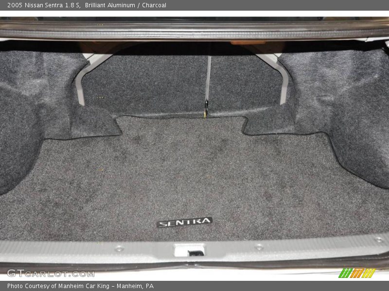 Brilliant Aluminum / Charcoal 2005 Nissan Sentra 1.8 S