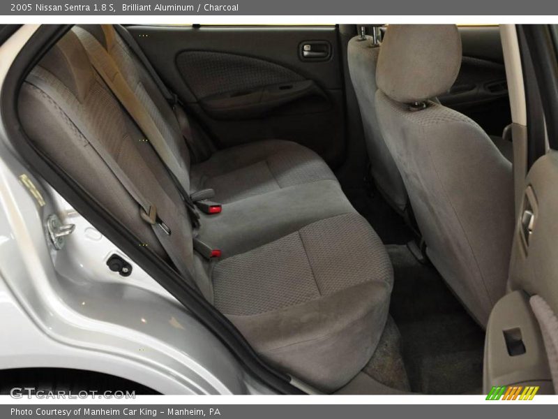 Brilliant Aluminum / Charcoal 2005 Nissan Sentra 1.8 S