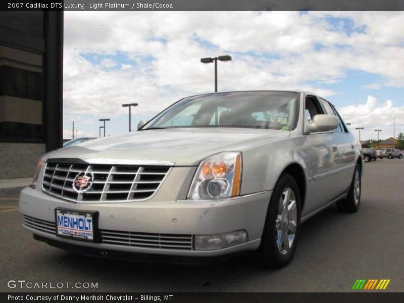 Light Platinum / Shale/Cocoa 2007 Cadillac DTS Luxury