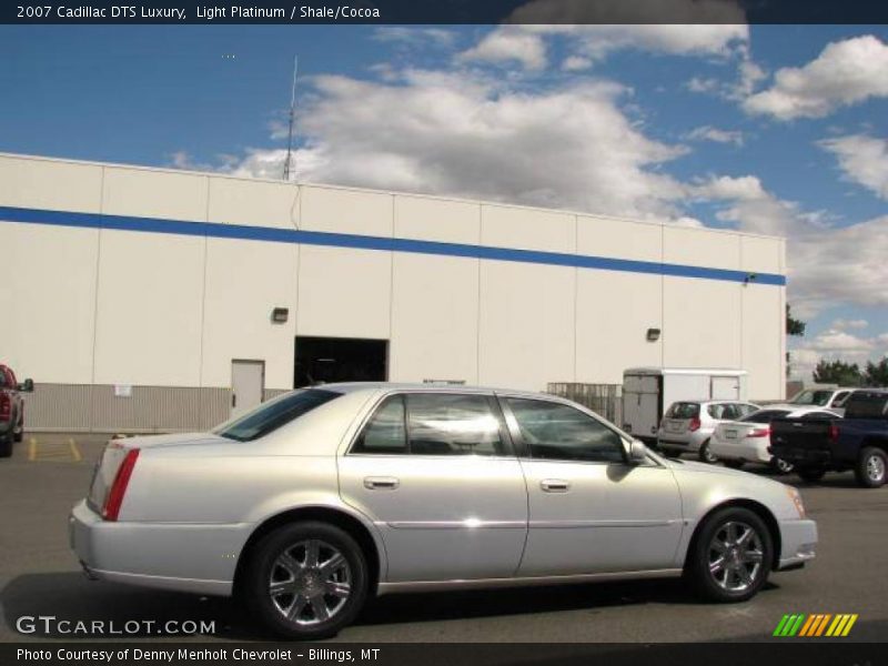 Light Platinum / Shale/Cocoa 2007 Cadillac DTS Luxury