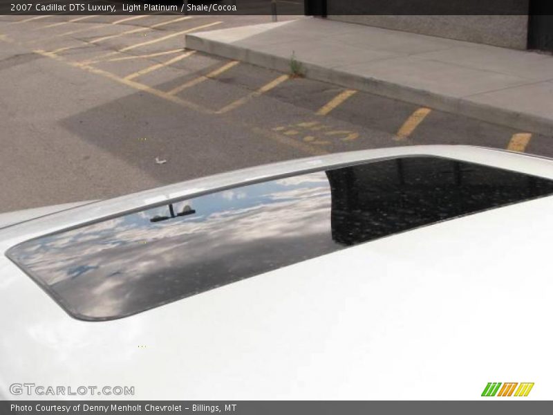 Light Platinum / Shale/Cocoa 2007 Cadillac DTS Luxury