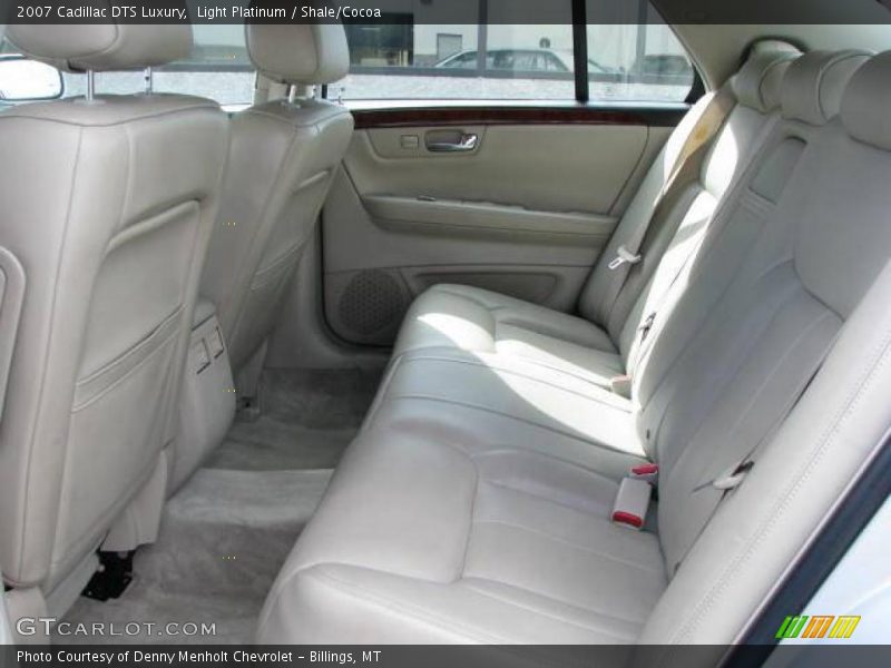 Light Platinum / Shale/Cocoa 2007 Cadillac DTS Luxury