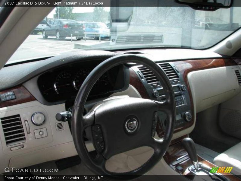 Light Platinum / Shale/Cocoa 2007 Cadillac DTS Luxury