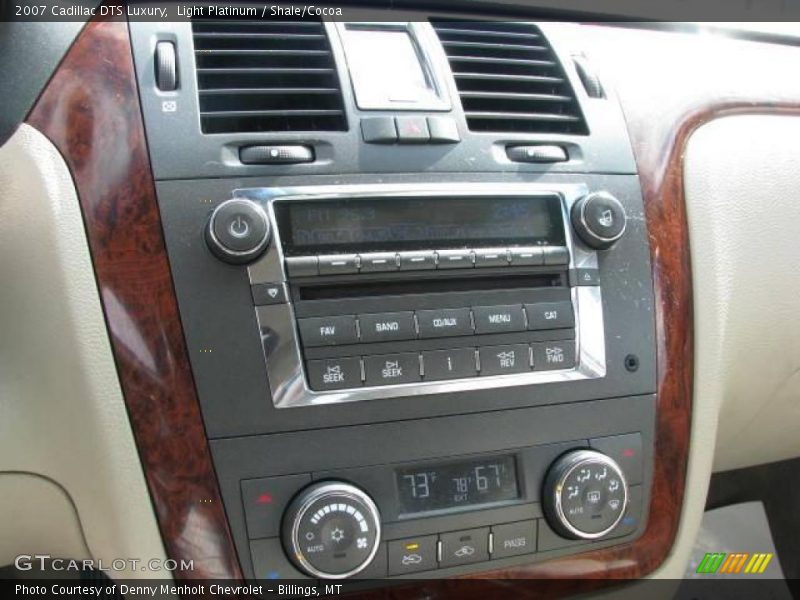 Light Platinum / Shale/Cocoa 2007 Cadillac DTS Luxury