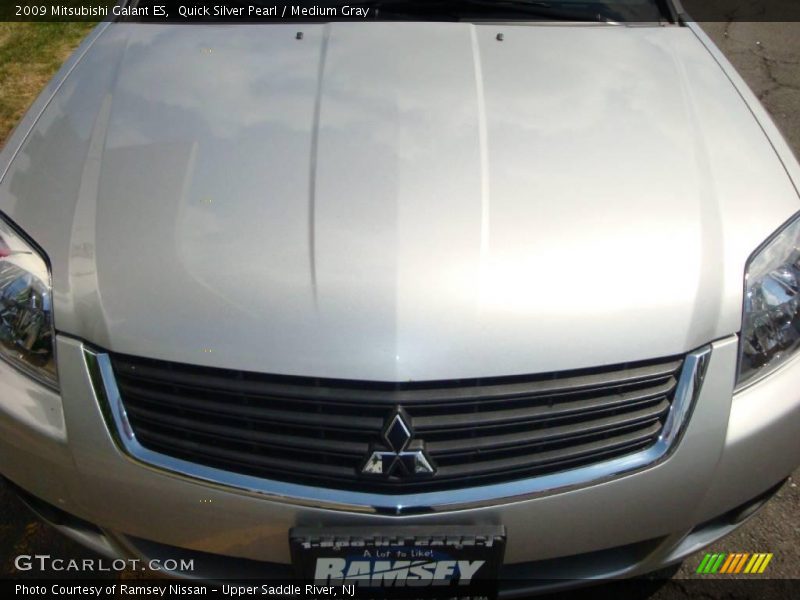 Quick Silver Pearl / Medium Gray 2009 Mitsubishi Galant ES