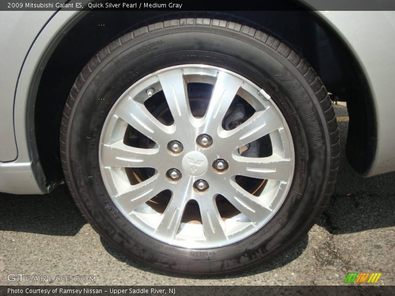 Quick Silver Pearl / Medium Gray 2009 Mitsubishi Galant ES