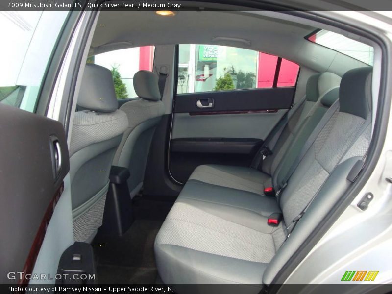 Quick Silver Pearl / Medium Gray 2009 Mitsubishi Galant ES
