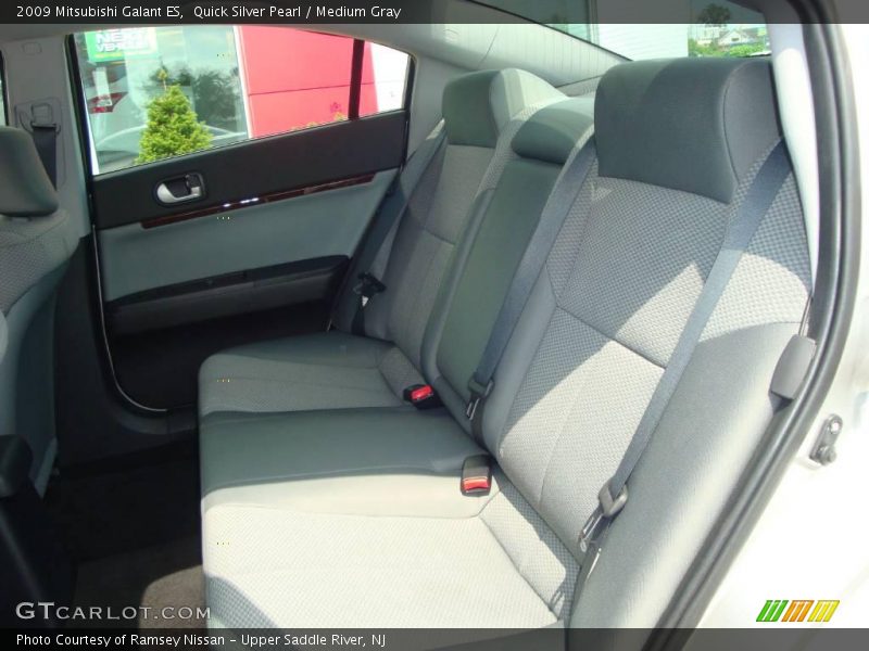 Quick Silver Pearl / Medium Gray 2009 Mitsubishi Galant ES